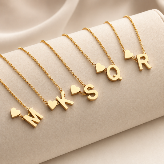Bijoux avec initiale + coffret offert